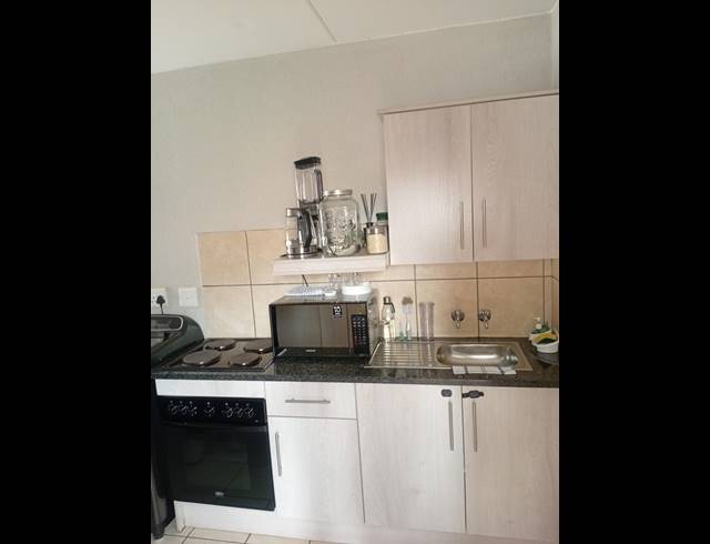 2 BEDROOM APARTMENT FOR SALE IN THE ORCHARDS